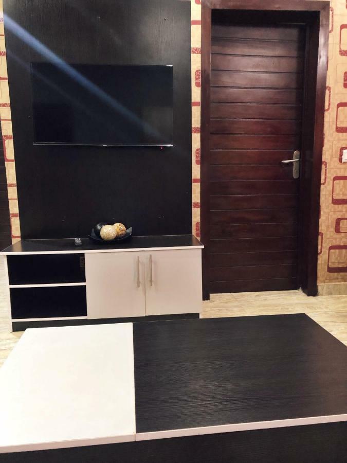 Fawzy Hotel Ibadan Ngoại thất bức ảnh