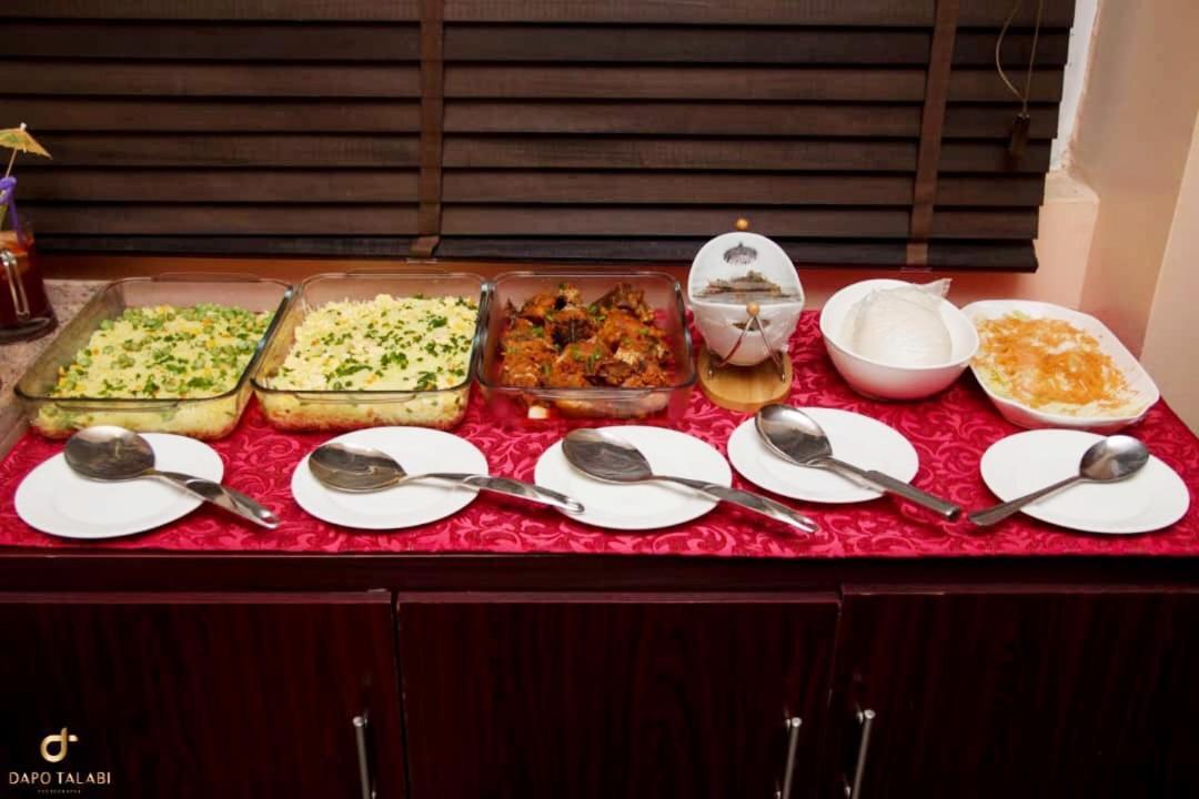 Fawzy Hotel Ibadan Ngoại thất bức ảnh